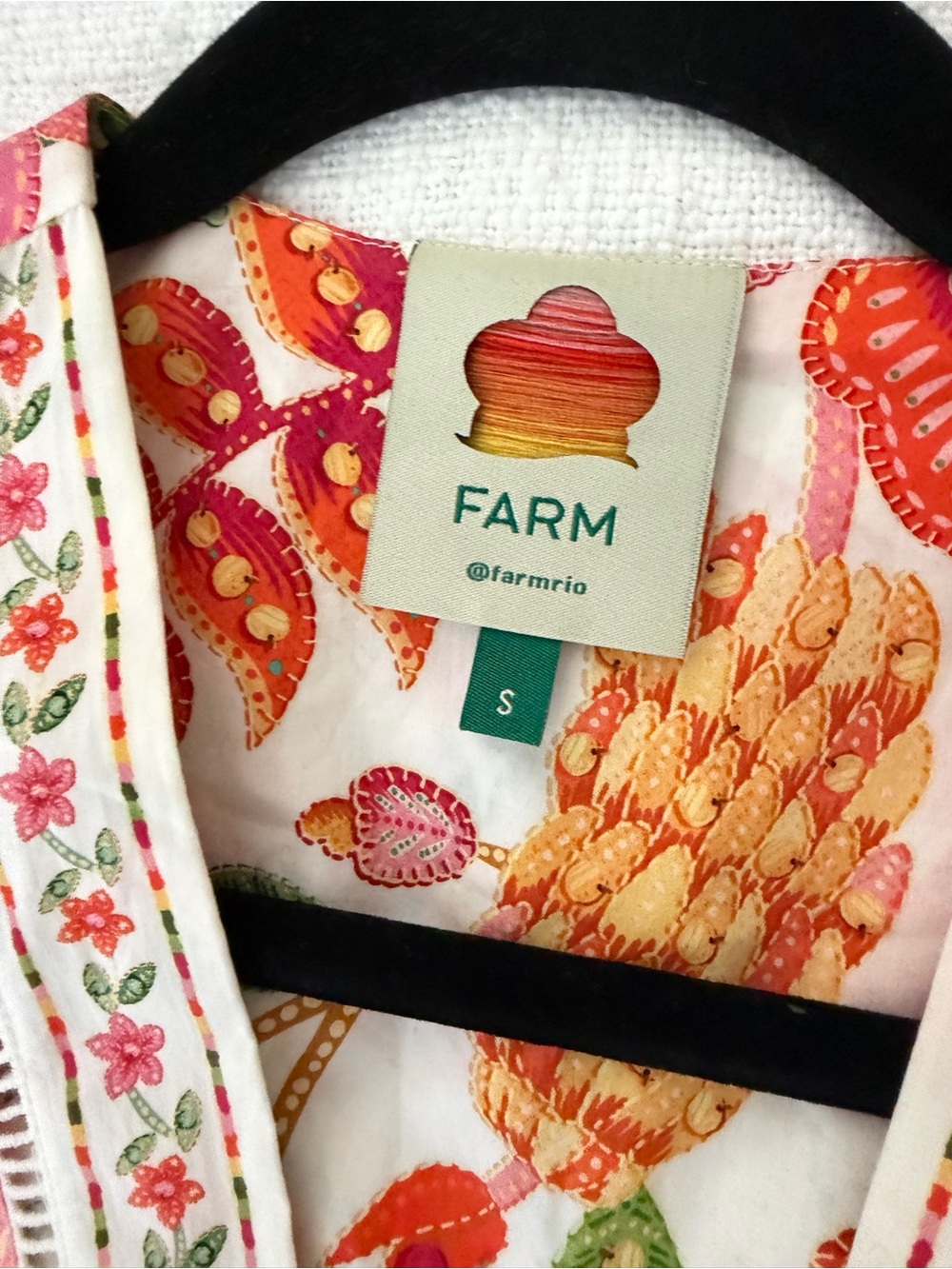 FARM Rio Bloom Garden Off-White Romper - Picture 4 of 5